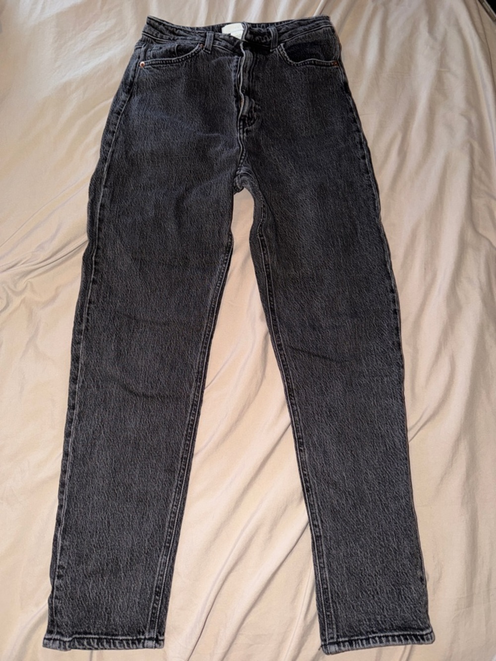 Classic H&M High Rise Black Washed Jeans - Versatile Everyday Denim